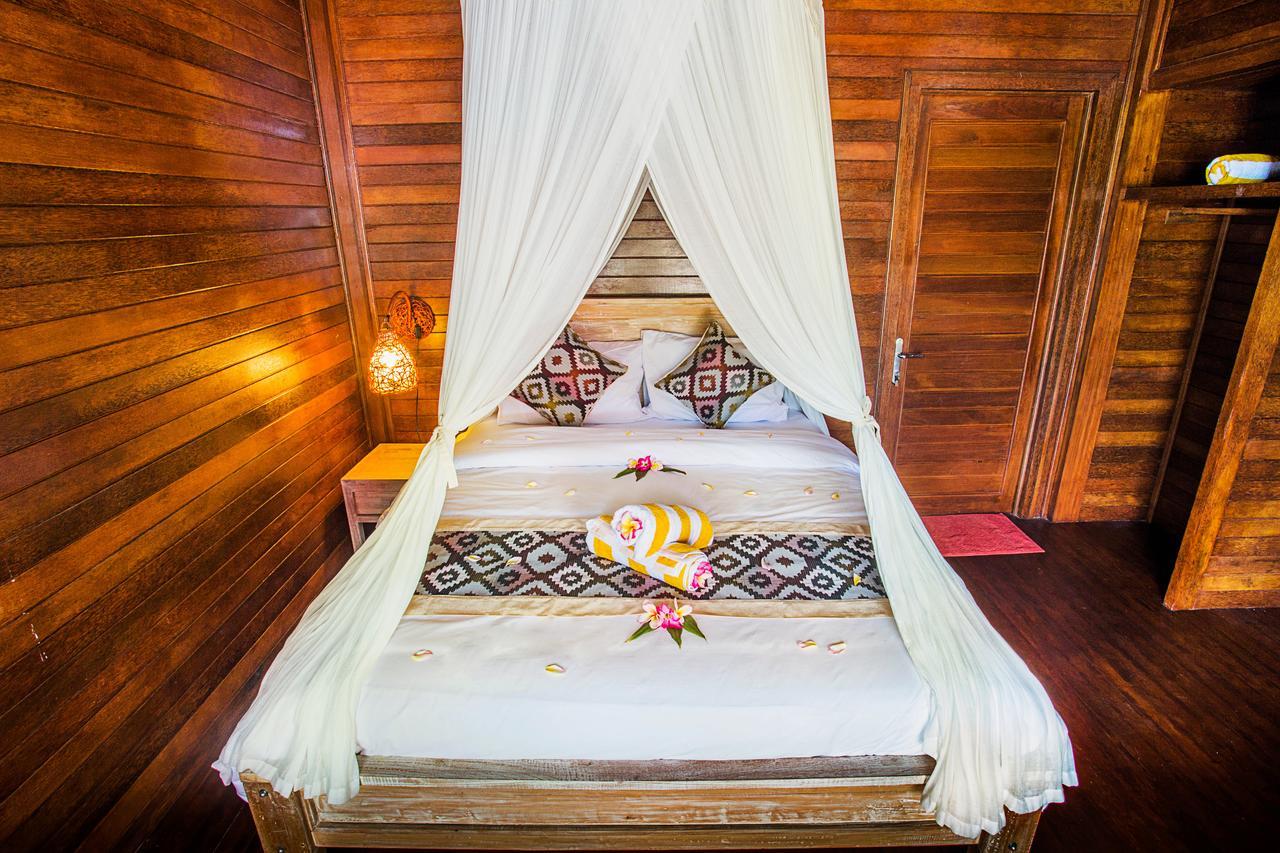 Hotel Maha Guru Huts Lembongan Exterior foto